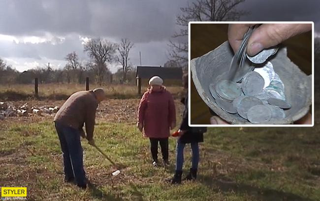 У Житомирській області пенсіонери знайшли на своєму городі скарб