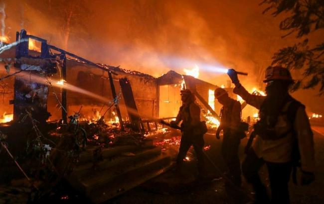 Число жертв лісової пожежі в Каліфорнії зросло до 25 осіб