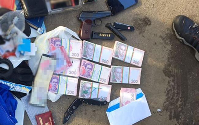 В Киеве главу комиссии Минэнерго поймали на взятке в 275 тысяч гривен