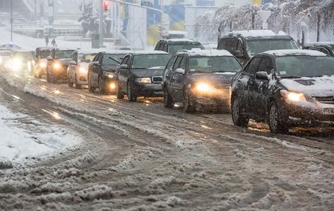 У центрі Києва обмежили рух транспорту у зв'язку з новорічними святами