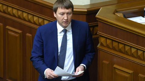 Рада відправила у відставку Кутового