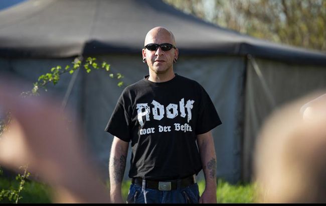 В Германии полиция прекратила рок-концерт из-за нацистского приветствия