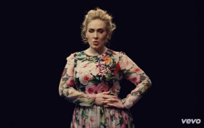 Адель выпустила новый клип, в котором впервые станцевала