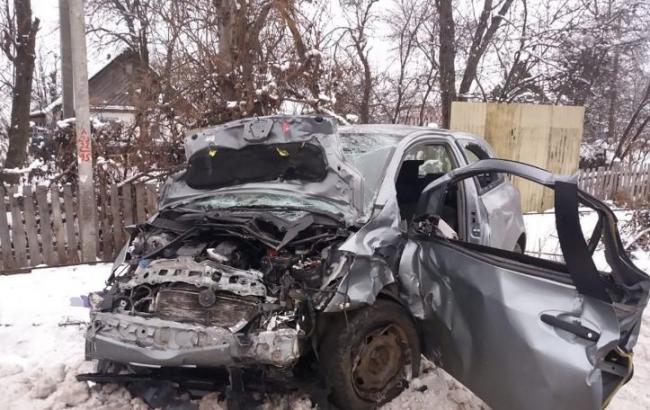 В Житомирской области столкнулись два автомобиля, есть погибшие и раненые