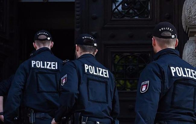 В Нидерландах полиция задержала 4 подозреваемых в подготовке теракта