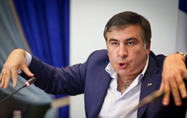 Саакашвили в прямом эфире назвал нардепа из президентской партии "абсолютной мразью"