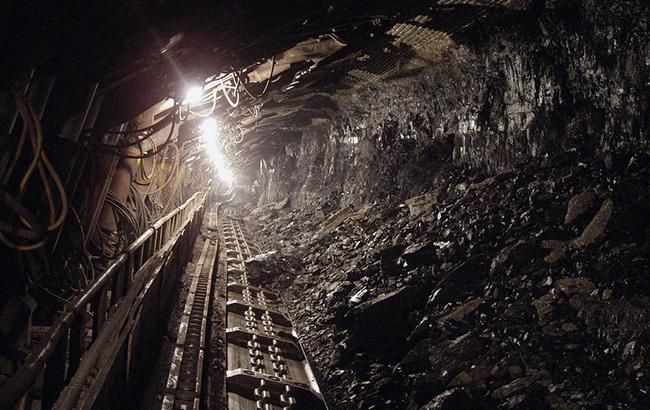 В Павлограде на шахте произошла вспышка метана, есть пострадавшие