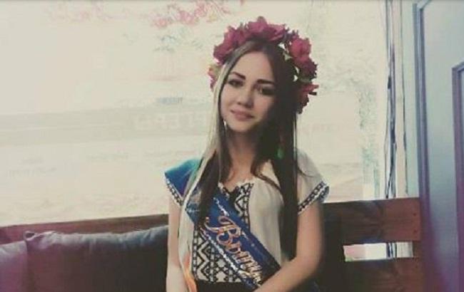 В Крыму школьники пришли на Последний звонок в вышиванках