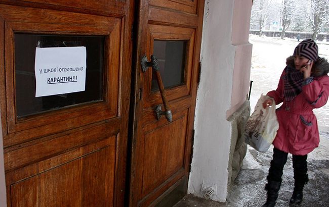 У Рівненській області продовжили карантин у школах
