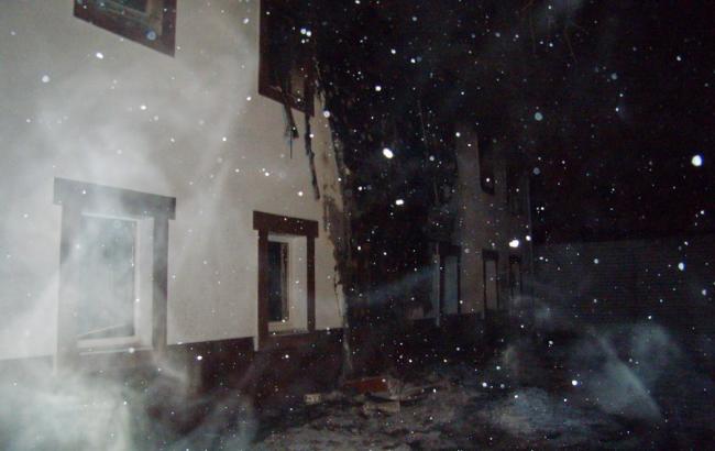 ДСНС: будівля, яка горіла вночі в Києві, не має відношення до МАУП