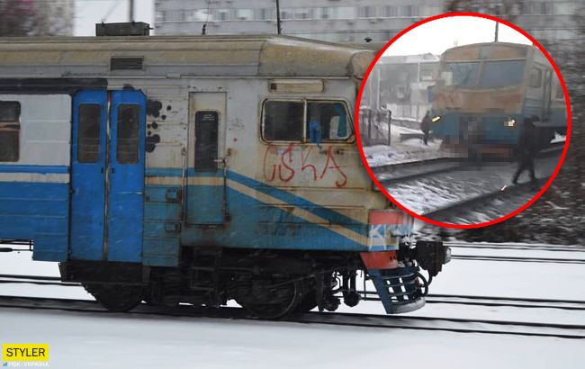 Кошмар! В Києві потяг збив чоловіка (відео 18+)