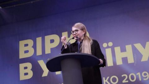 Голливудская режиссер прилетает в Киев, чтобы снять фильм о Тимошенко