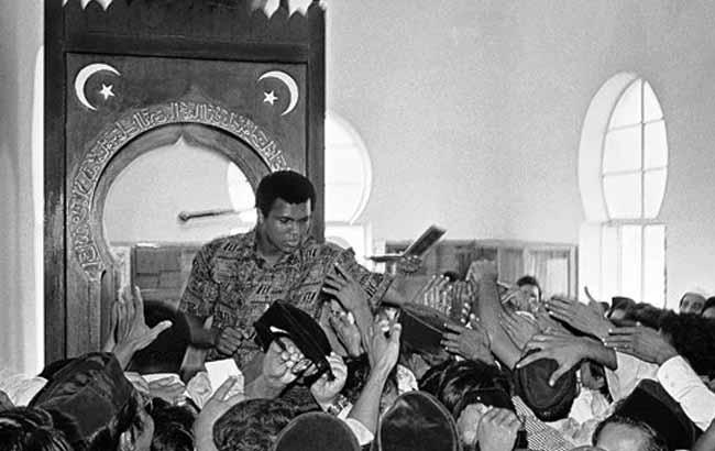 Кадыров решил назвать улицу в Грозном в честь Мохаммеда Али