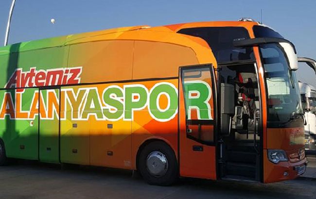 У Туреччині розбився автобус із футбольною командою