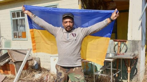 Прокинувся знаменитим: як зараз живе темношкірий ліквідатор Чорнобиля (відео)