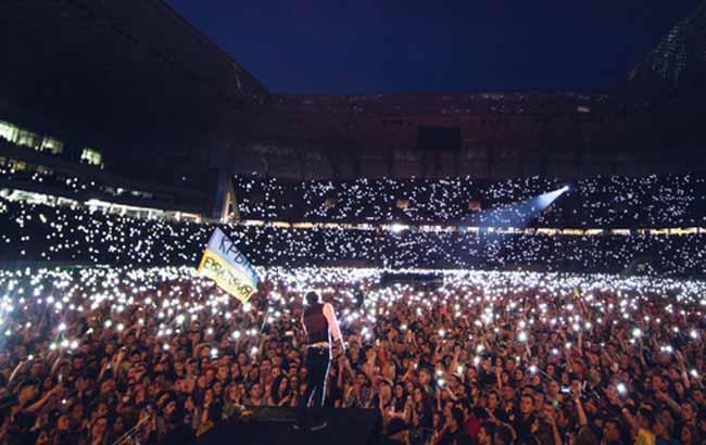 "Це було вище неба!": Вакарчук показал фото с потрясающего концерта во Львове