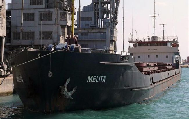 Суховантаж під прапором РФ через шторм потрапив в територіальні води України