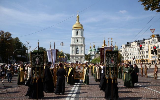 Участие в крестном ходе ПЦУ приняли почти 15 тыс. верующих, - МВД