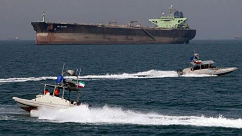 Иран захватил еще один танкер в Персидском заливе