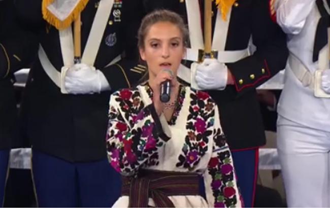 "Аж мурашки по шкірі": украинцев восхитило исполнение гимна перед боем Ломаченко