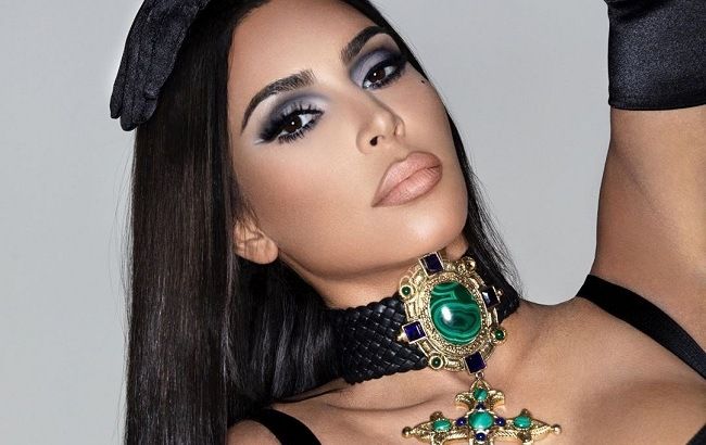 Идеальная мама и жена: Ким Кардашьян растрогали сеть милыми фото с мужем и детьми