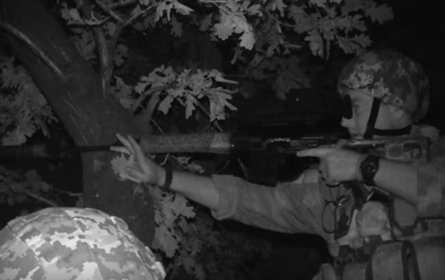 Ночь под Донецком: как воины под минометными обстрелами защищают Украину в окопах Донбасса