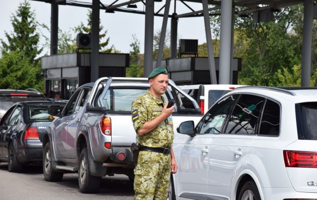 У ДПСУ заявили про зростання пасажиропотоку через кордон в серпні