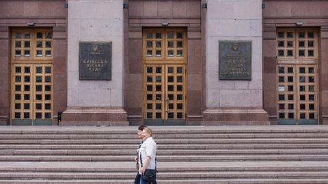 Депутата Киеврады подозревают в подделке диплома об образовании