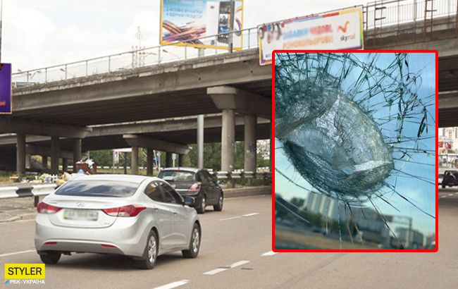 НП у Києві: частина мосту впала прямо на автомобіль, що проїжджав (відео)