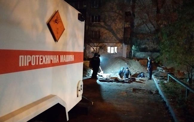 В Киеве возле Шулявского моста обнаружили боеприпасы