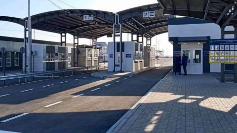 КПВВ "Каланчак" и "Чонгар" открыли после реконструкции