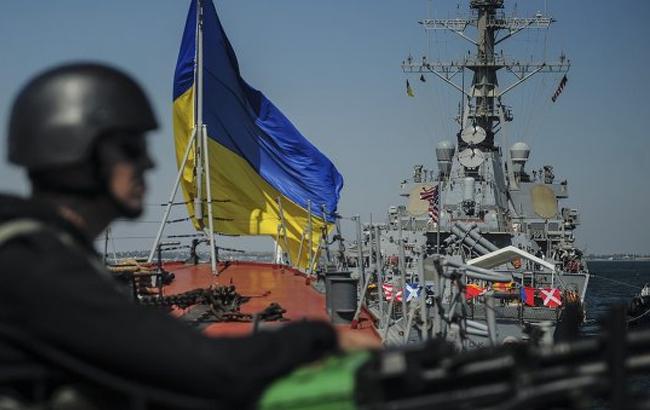 День ВМС Украины: Порошенко и Гройсман поздравили военных моряков