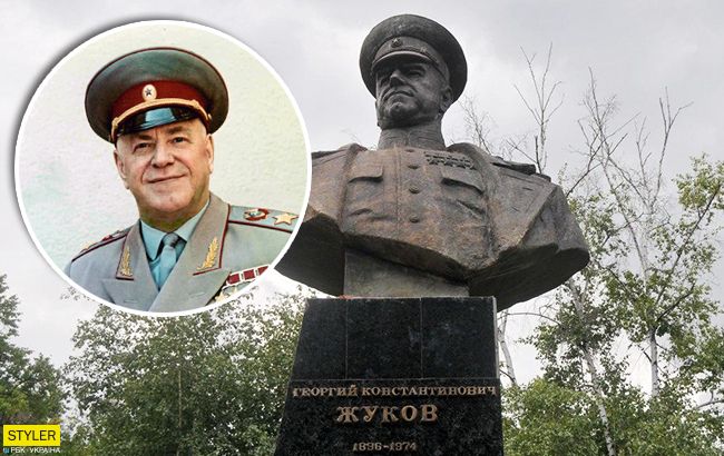 В Харькове надругались над памятником полководцу-украинофобу (фото)