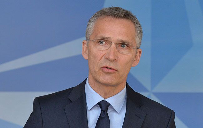Столтенберг заявив про збільшення видатків НАТО на оборону