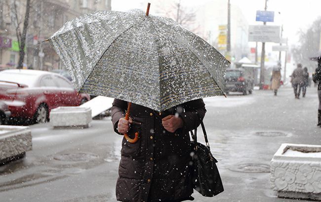 Завтра в Украине ожидается мокрый снег и гололедица