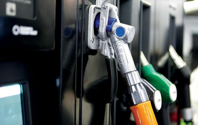 "Укртатнафта" переходить на нові стандарти виробництва бензину