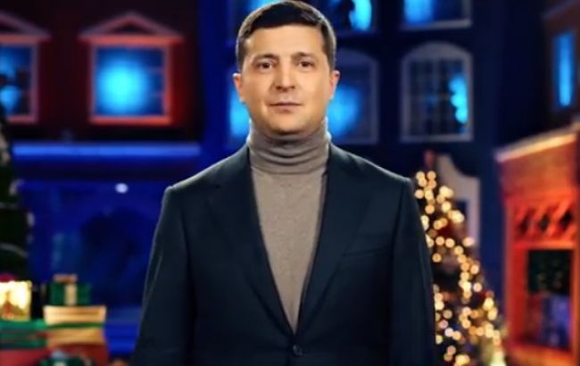 Президент в поздравлении пожелал мира Украине и упомянул о возвращении территорий