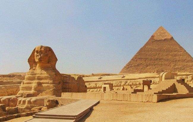 У МЗС дали рекомендації для українців, які збираються за кордон на новорічні свята