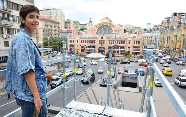 "На його місці": у Києві на постаменті поваленого Леніна відкрили інсталяцію