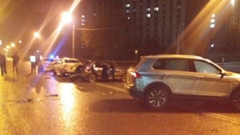 В Харькове в ДТП пострадали двое полицейских и подросток