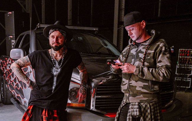 Бумбокс показали клип на песни "Твій номер" и "Плющ": украинцы в восторге