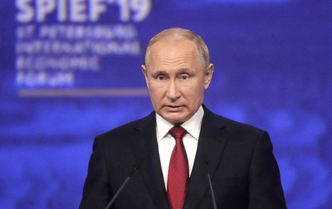 Путин не хочет быть "наставником" из-за риска двоевластия в России