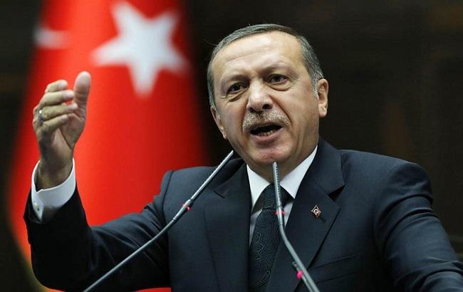 "Эрдоган возвращается победителем": соцсети о перевороте в Турции