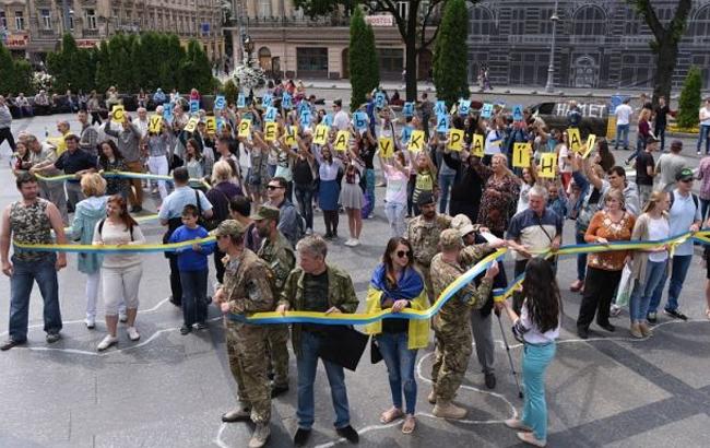 "Єдина, вільна, неподільна": во Львове отметили годовщину провозглашения суверенитета Украины