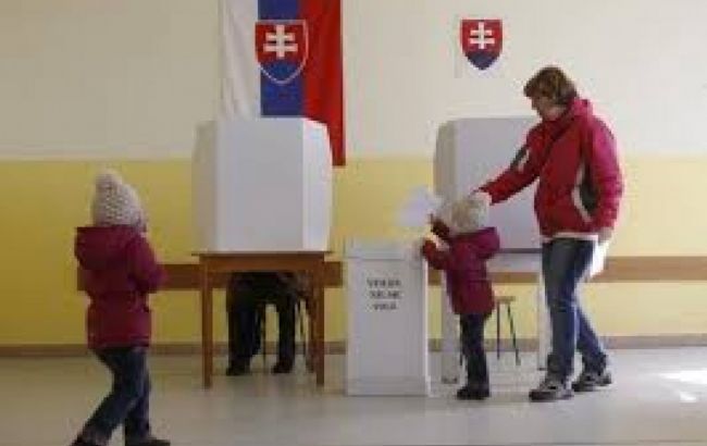 У Словаччині сьогодні проходить голосування на парламентських виборах
