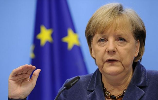 Меркель позапланово прибула до Туреччини, щоб допомогти з мігрантами