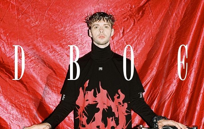 "Стрілою в серце": Макс Барських представив україномовний хіт "Двоє" (відео)