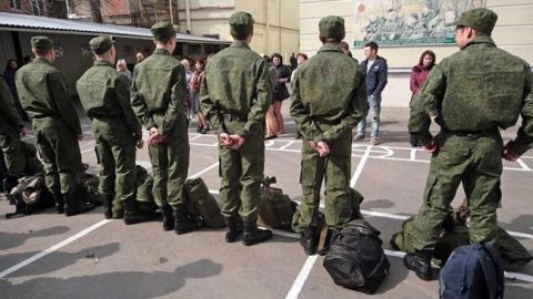 В российской армии коронавирусом инфицированы 2,7 тыс. человек