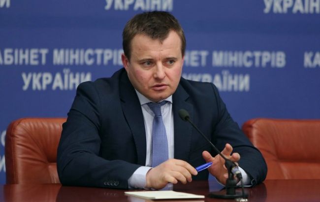 Министр энергетики в 2015 году заработал почти 75 тысяч гривен