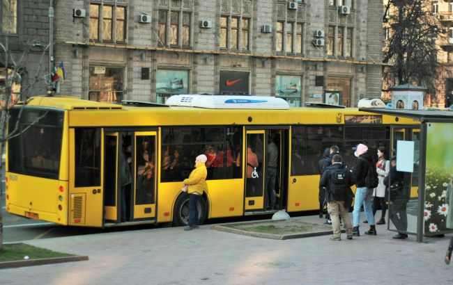 Карантин в Україні: коли запустять автобусне та залізничне сполучення між містами